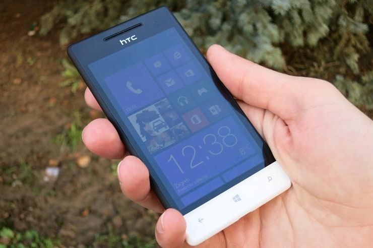 HTC Windows Phone 8S (1).jpg